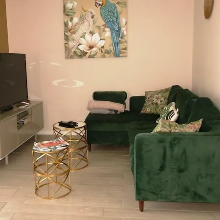 Appartamento Relaxing In With Picturesque Views *