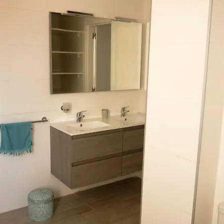Relaxing In With Picturesque Views Apartament