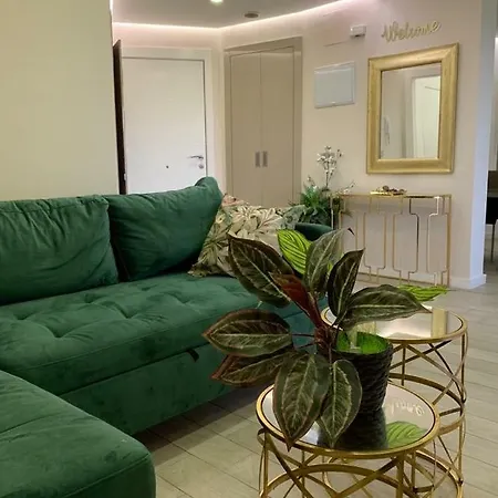 Relaxing In With Picturesque Views